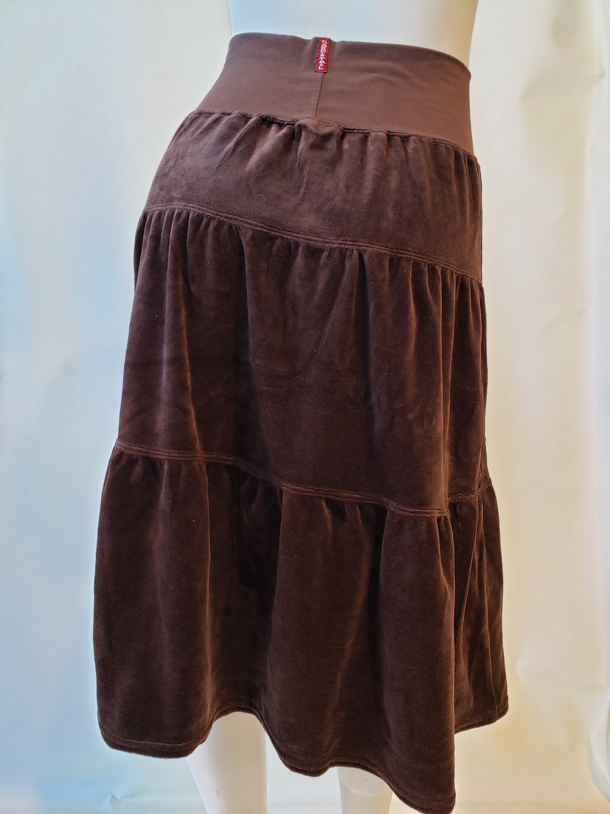 Velour tiered outlet skirt